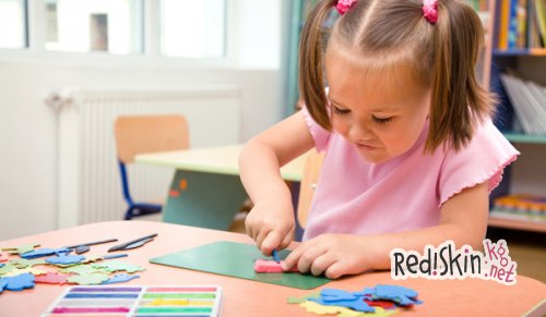 Пластилин —  лучшая игрушка для детей