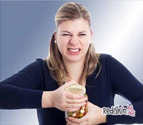 Необычные способы открывания банок