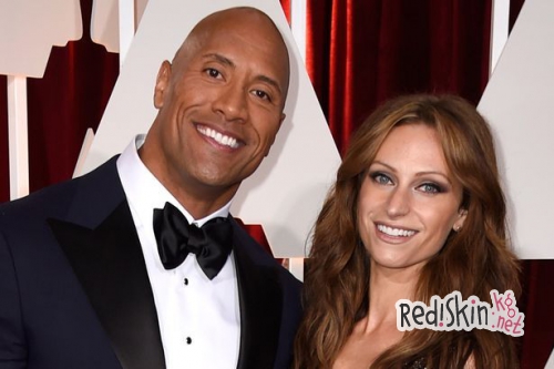 Дуэйн "Скала" Джонсон поделился первой фотографией с новорожденной дочерью Жасмин