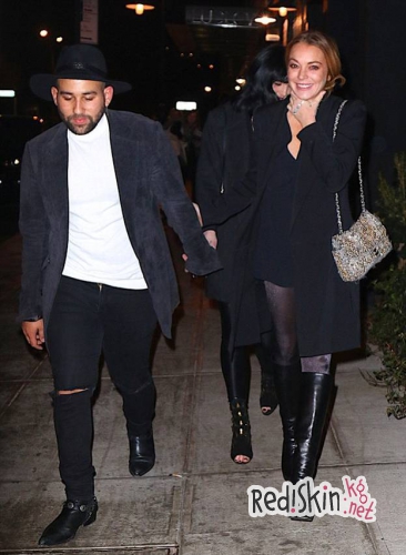 Линдсей Лохан прилетела в Штаты на день рождения сестры, после того как та защитила ее от нападок Дженнифер Лоуренс