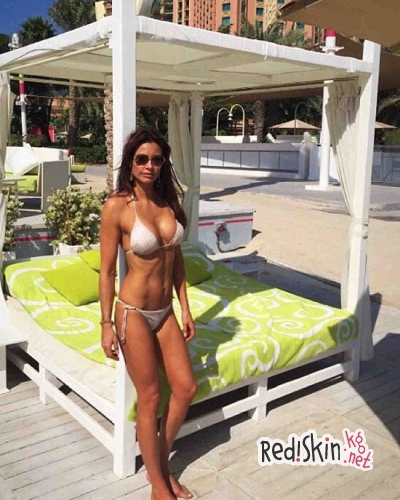 Мелани Сайкс продемонстрировала отличную фигуру на отдыхе в Дубае