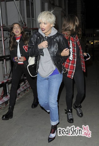 Рита Ора продемонстрировала новую стрижку