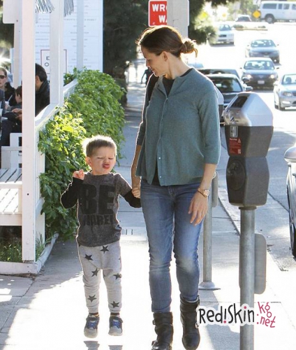 Звездные мамочки: Мелани Гриффит и Дженнифер Гарнер