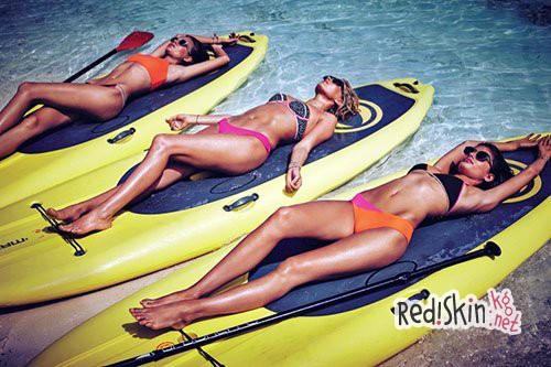 «Ангелы» в жаркой фотосессии: бренд Victoria’s Secret представил коллекцию купальников лето 2016