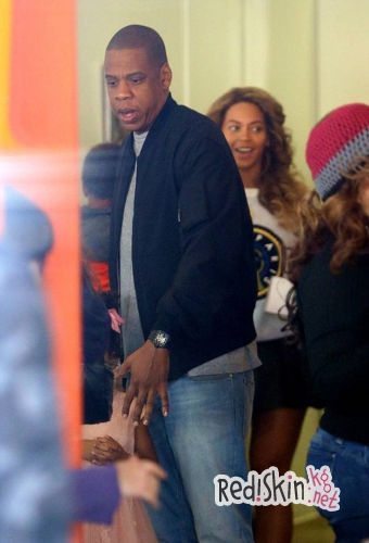 Бейонсе в очередной раз вызывает разговоры о беременности