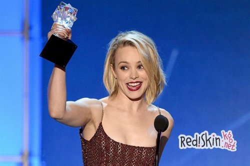 Лучшая картина года премии Critics' Choice Awards 2016 - "В центре внимания" (видео)