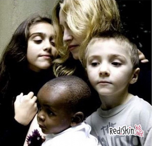 "Любовь побеждает все": Мадонна надеется наладить отношения с сыном