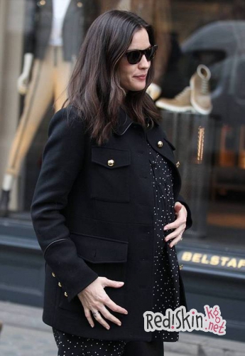 Беременные звезды: Энн Хэтэуэй и Лив Тайлер