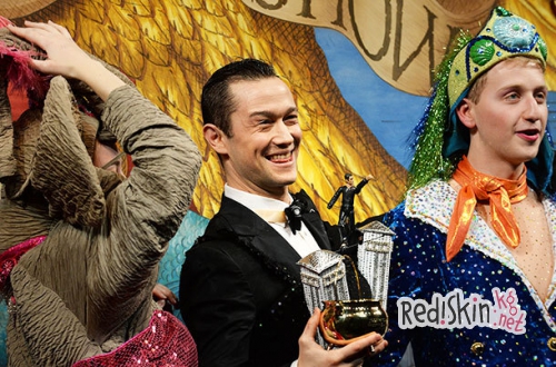 Джозеф Гордон-Левитт стал "мужчиной года"