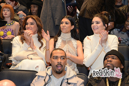 Канье Уэст утверждает, что Тейлор Свифт одобрила строчку скандальной песни. Кто врет?