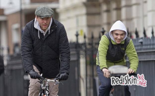 Мадонна наняла частного детектива следить за сыном