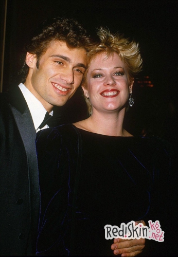 Мелани Гриффит дала совет женщинам, если они хотят быть счастливыми "не выходить замуж"