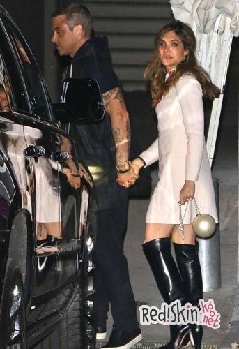 Множество звезд посетило выступление Адель в Голливуде, заставив почувствовать ее себя Джастином Бибером