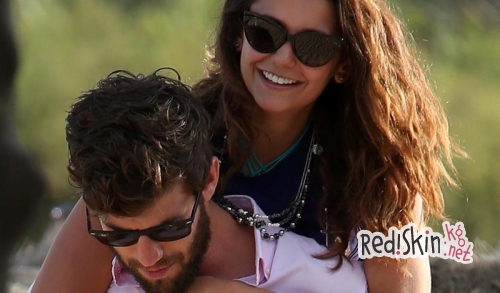 Нина Добрев рассталась с Остином Стоуэллом