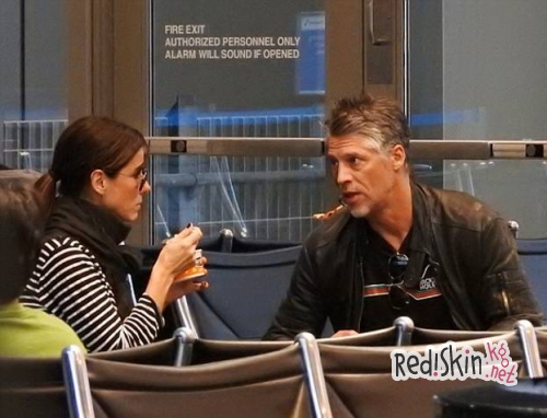 "Самая счастливая женщина на свете" Сандра Баллок со своим бойфрендом Брайаном Рэнделл