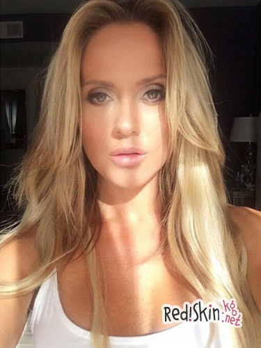 В 34-летнем возрасте от инсульта скончалась звезда Playboy