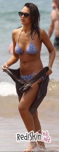 Джессика Альба показала, что и после тридцати лет с двумя детьми можно выглядеть отлично