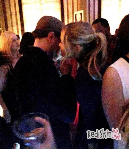 Леонардо Ди Каприо провел ночь после "Оскара 2016" в компании актрисы Лорен Хаттон