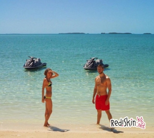 Тейлор Свифт и Кельвин Харрис наслаждаются отдыхом в тропиках