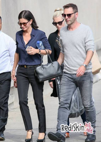 Кортни Кокс и Джонни МакДейд решили дать своим отношениям второй шанс, после уступки актрисы в вопросе места жительства